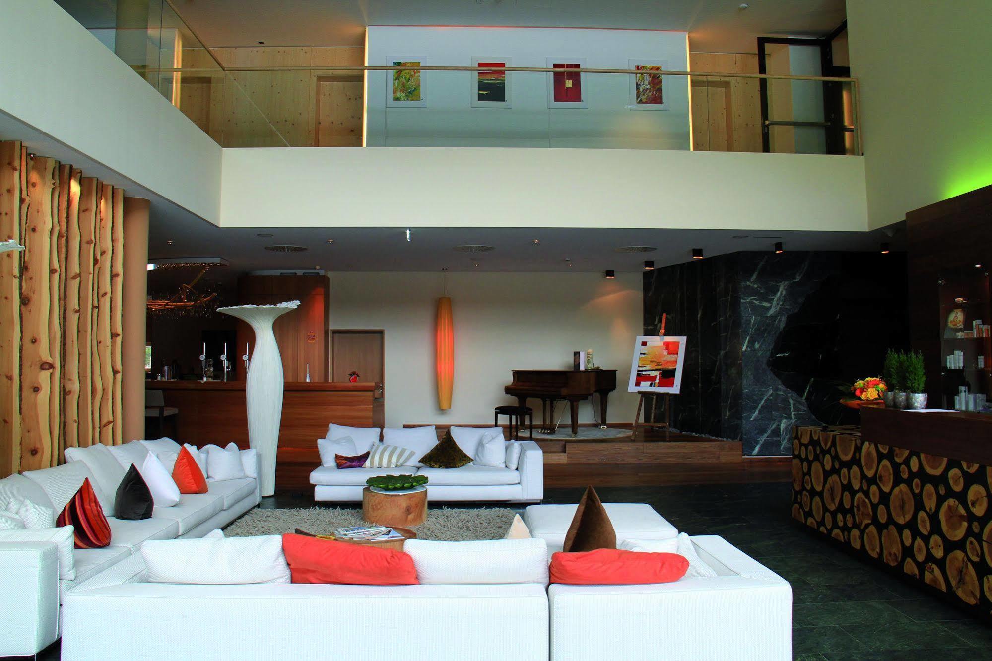 Spa Hotel Zedern Klang Hopfgarten in Defereggen Extérieur photo