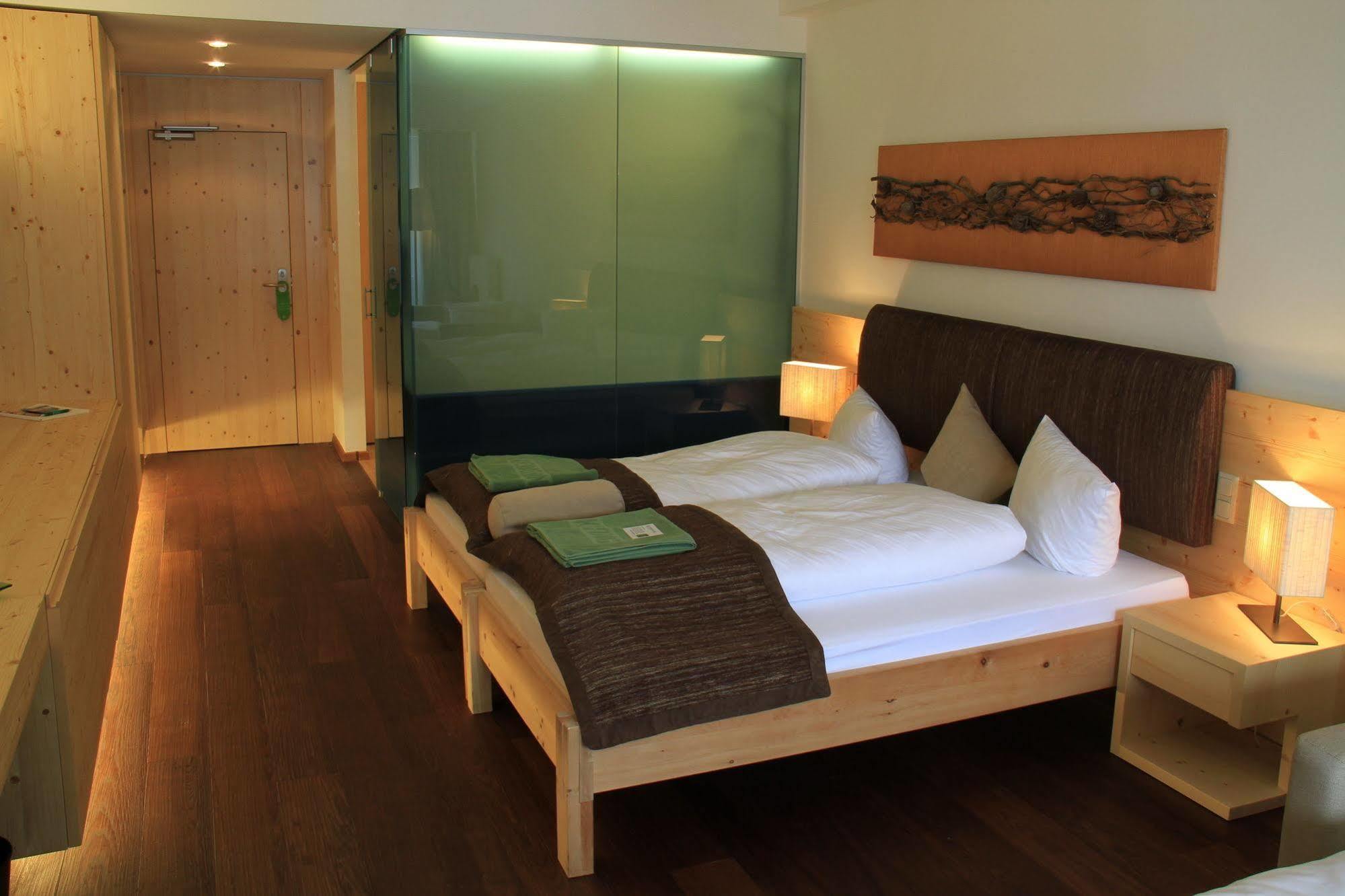 Spa Hotel Zedern Klang Hopfgarten in Defereggen Extérieur photo